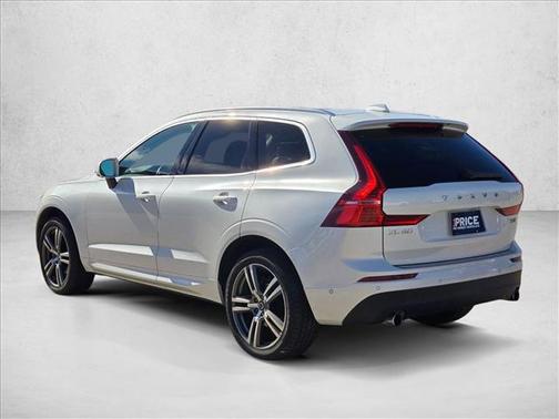 2018 Volvo XC60 T5 Momentum
