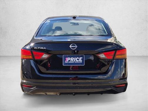 Super Black 2025 Nissan Altima SV FWD