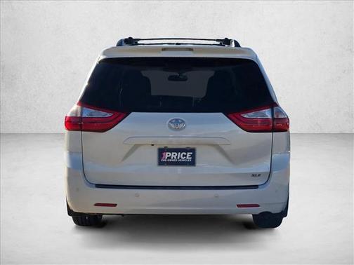 2015 Toyota Sienna XLE