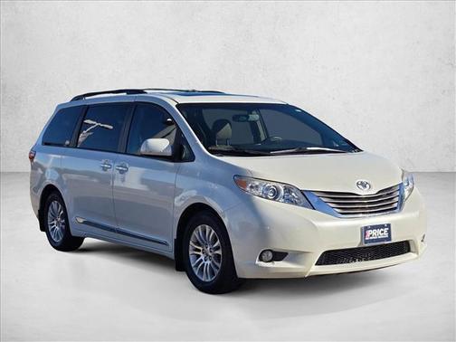 2015 Toyota Sienna XLE