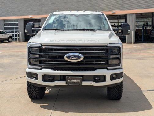 2025 Ford F-250 Platinum