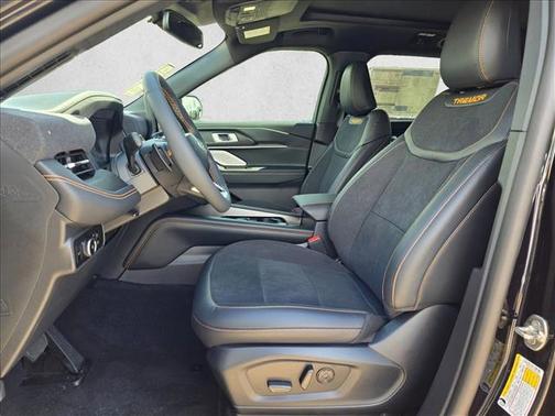 Agate Black Metallic 2026 Ford Explorer Tremor