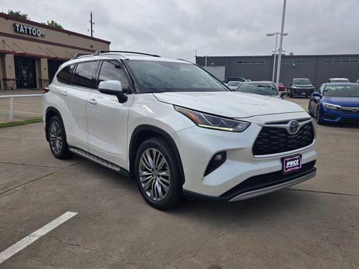 Blizzard Pearl 2021 Toyota Highlander Platinum
