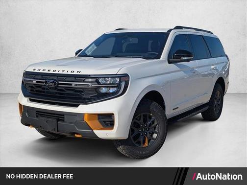 Star White Metallic Tri-Coat 2025 Ford Expedition Tremor