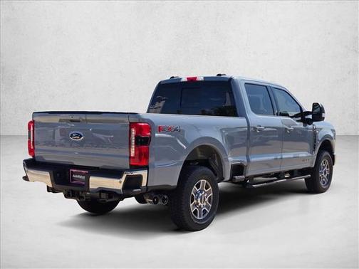 Glacier Gray Metallic Tri-Coat 2026 Ford F-250 Lariat