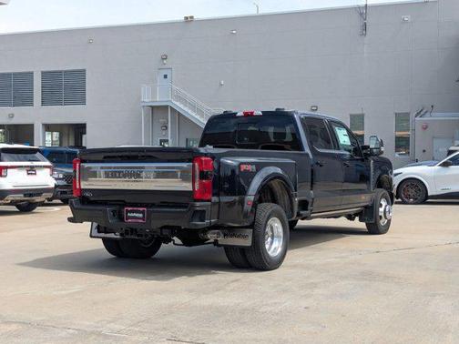2025 Ford F-350 King Ranch