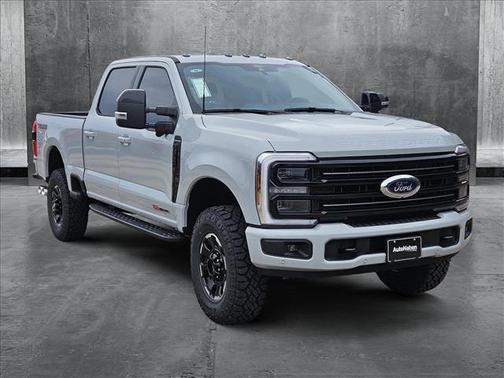 2025 Ford F-350 Platinum