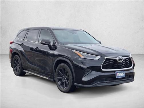 2022 Toyota Highlander L