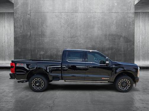 2025 Ford F-250 Platinum