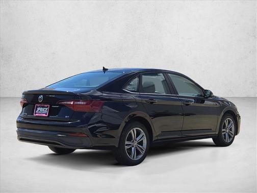 Deep Black Pearl 2024 Volkswagen Jetta 1.5T SE