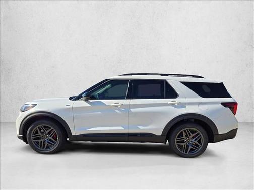 Star White Metallic Tri-Coat 2026 Ford Explorer ST-Line