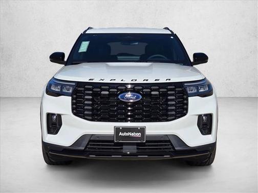 Star White Metallic Tri-Coat 2026 Ford Explorer ST-Line