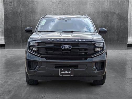 2025 Ford Expedition Max Active 4x2