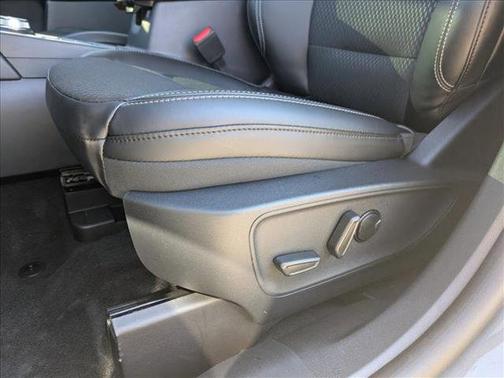 2025 Ford Escape PHEV Base