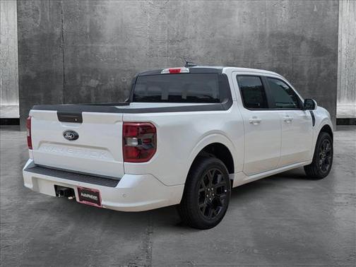 2025 Ford Maverick Lobo Standard