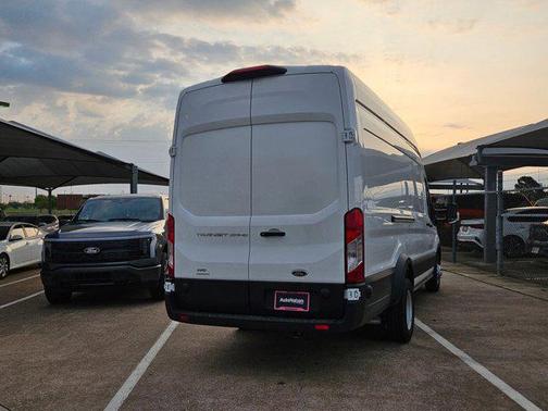 2025 Ford Transit-350 Base