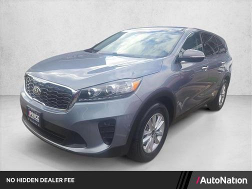 Everlasting Silver 2020 Kia Sorento LX