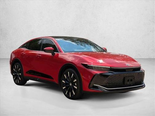 2023 Toyota Crown Platinum