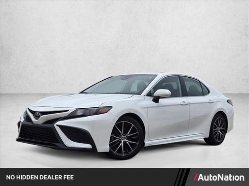 Ice Cap 2024 Toyota Camry SE