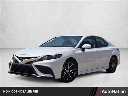 Ice Cap 2024 Toyota Camry SE