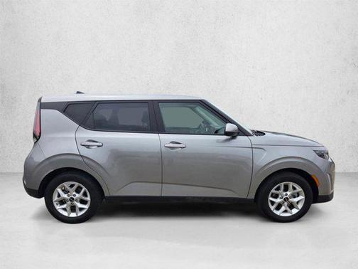 Steel Gray 2025 Kia Soul LX
