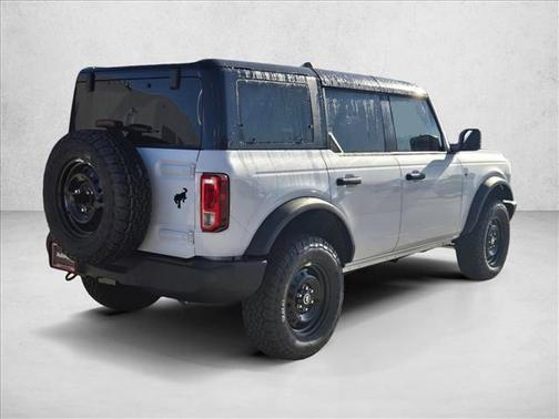 Oxford White 2026 Ford Bronco Big Bend