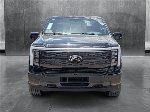 2025 Ford F-150 Lightning Platinum