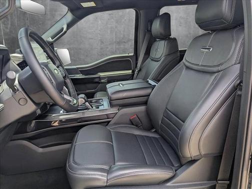 2025 Ford F-150 Lightning Platinum