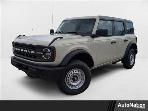 2025 Ford Bronco Base 4 Door 4x4