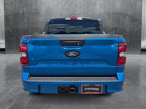 2025 Ford Maverick Lobo Standard