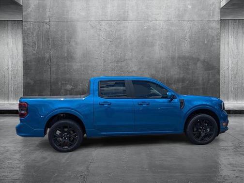 2025 Ford Maverick Lobo Standard