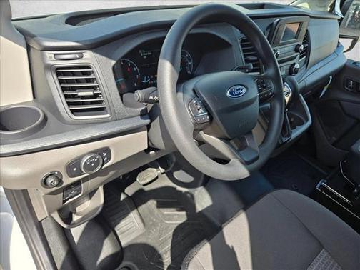 2025 Ford Transit-350 XL