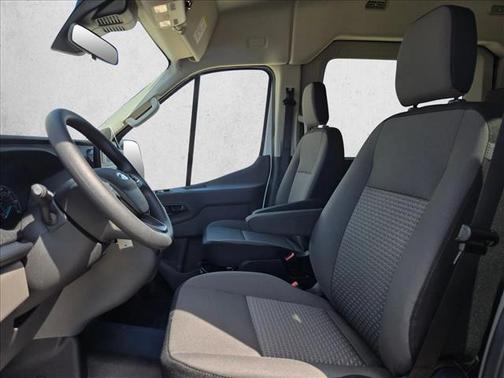 2025 Ford Transit-350 XL