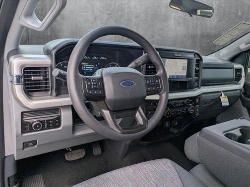 2025 Ford F-350 XLT