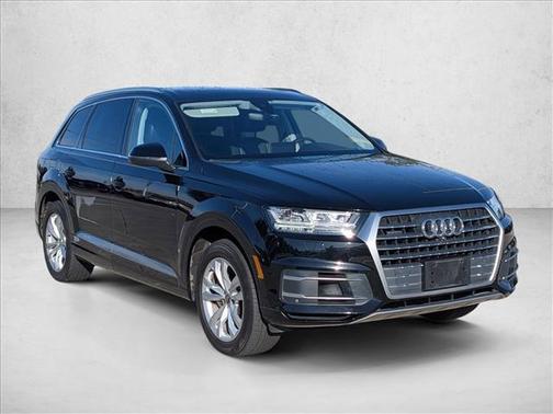 2019 Audi Q7 55 Premium Plus