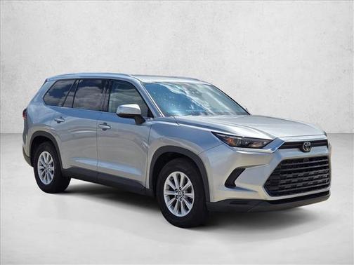 Celestial Silver Metallic 2025 Toyota Grand Highlander XLE