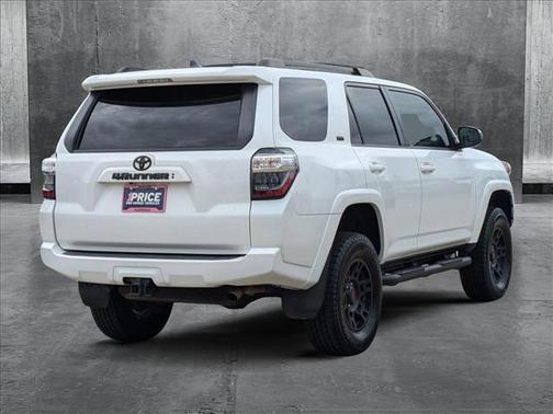 2022 Toyota 4Runner SR5