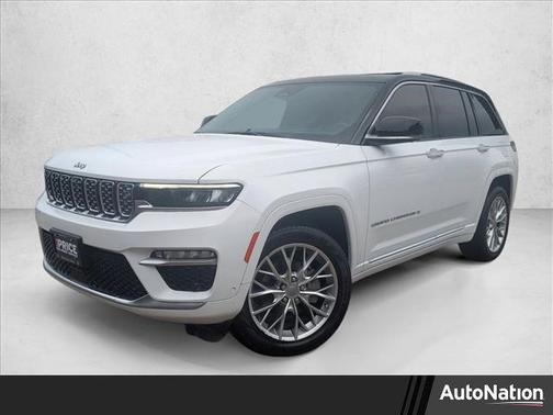 2022 Jeep Grand Cherokee Summit