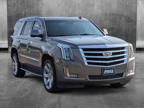 2018 Cadillac Escalade Luxury