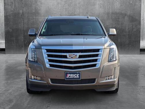2018 Cadillac Escalade Luxury