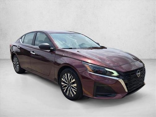 Garnet Pearl Metallic 2025 Nissan Altima SV FWD