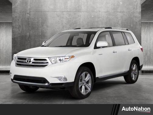 2011 Toyota Highlander SE
