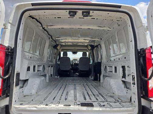 Oxford White 2019 Ford Transit-250 Base