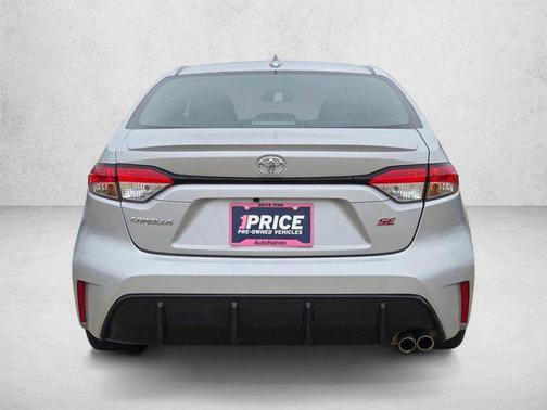Classic Silver Metallic 2024 Toyota Corolla SE