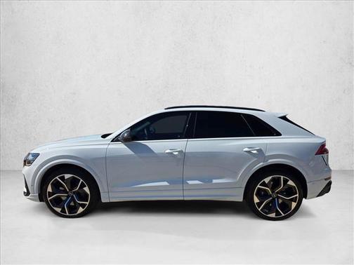 Glacier White M 2023 Audi RS Q8 4.0T