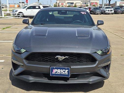 2021 Ford Mustang EcoBoost