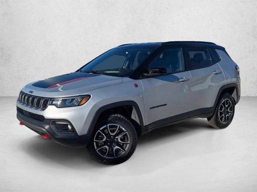 Silver Zynith Metallic Clearcoat 2024 Jeep Compass Trailhawk