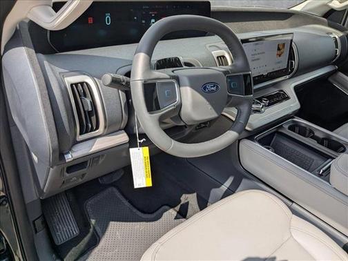 2025 Ford Expedition Max Active 4x2