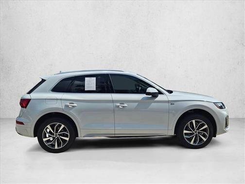 2024 Audi Q5 45 S line Premium