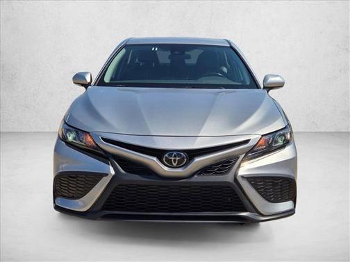 Celestial Silver Metallic 2024 Toyota Camry SE